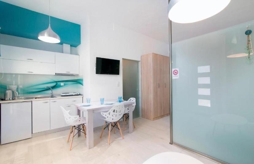 بوتوس Lena Apartments 3 المظهر الخارجي الصورة