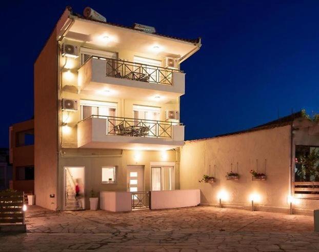 بوتوس Lena Apartments 3 المظهر الخارجي الصورة