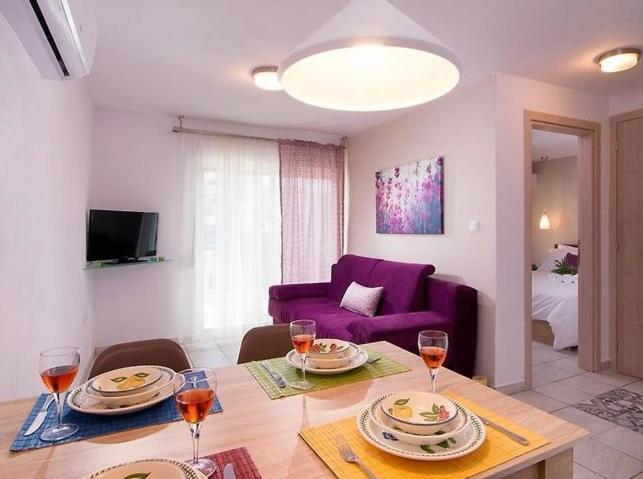 بوتوس Lena Apartments 3 المظهر الخارجي الصورة